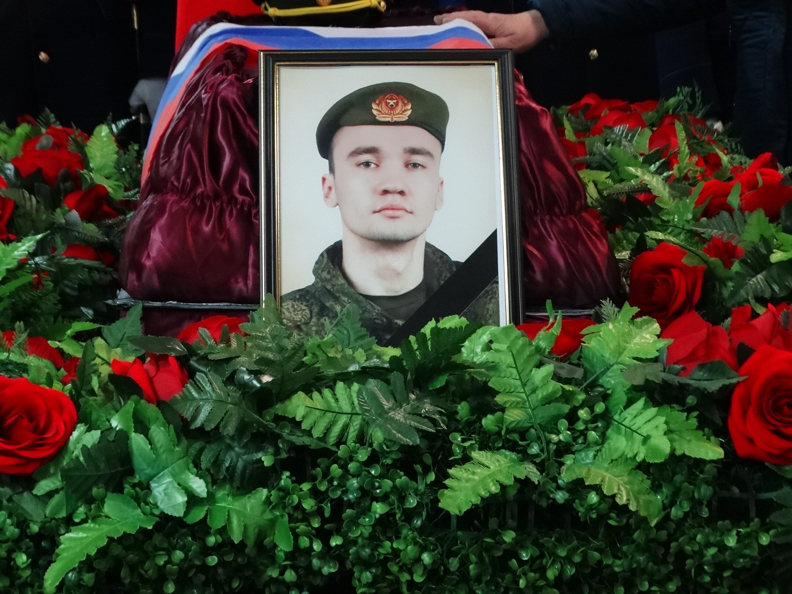 Тверь прощание с погибшими. Прощание в Твери с погибшим в Украине. Похороны погибшего на сво.